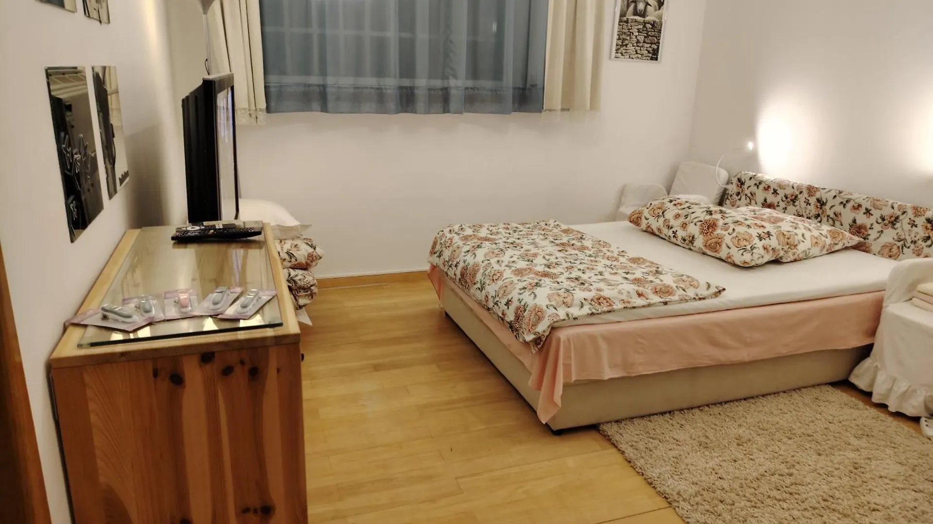 Big Apartman For2Or3Or4 location